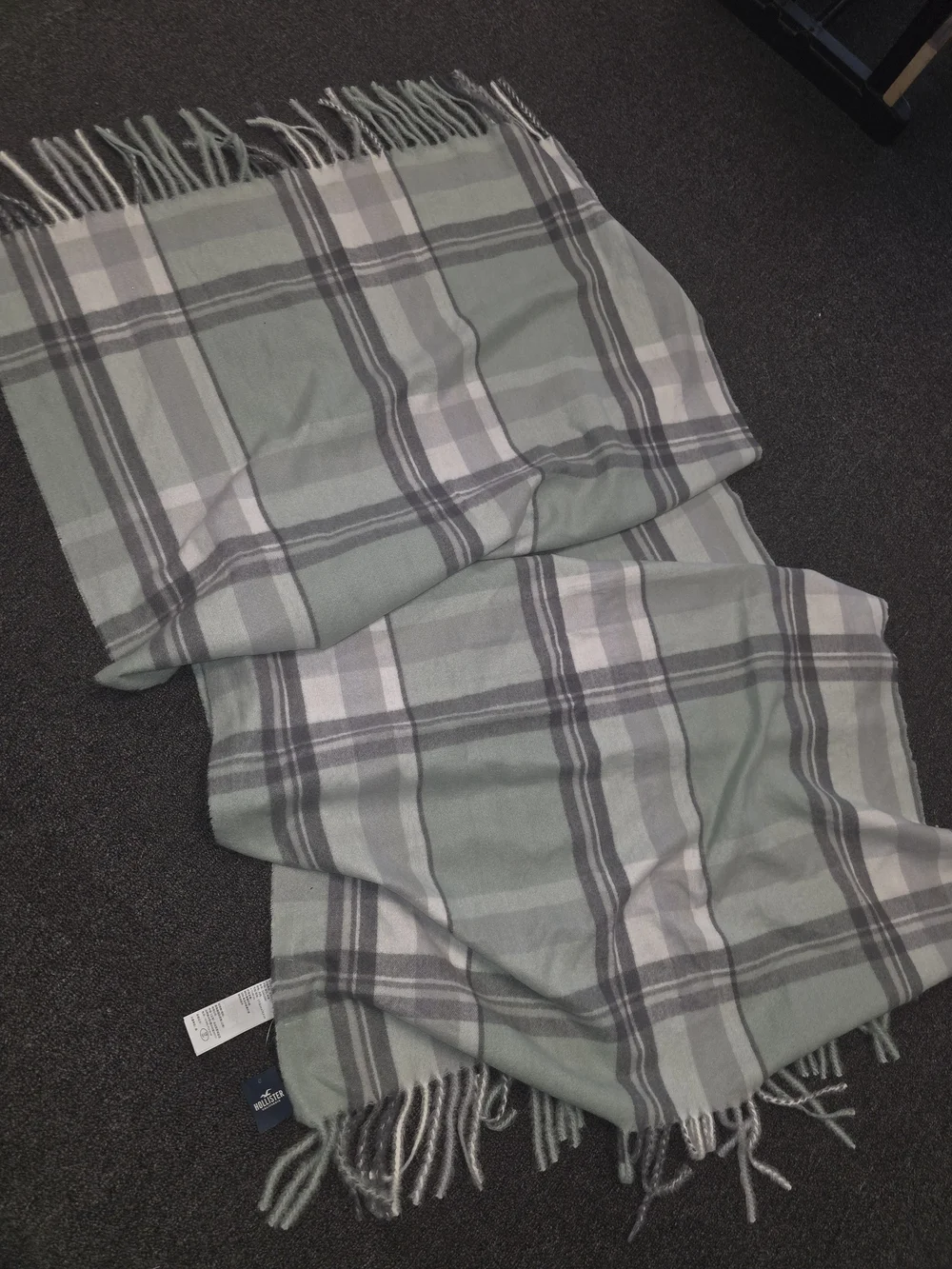 NWT Hollister Fringe Scarf/ Wrap